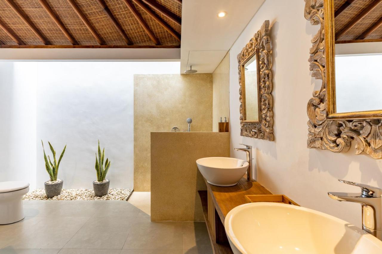 The Lagoon Canggu Exterior photo